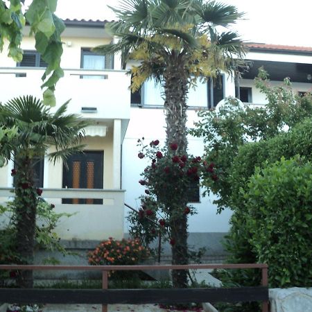 Apartments Nevenka 克尔克 外观 照片