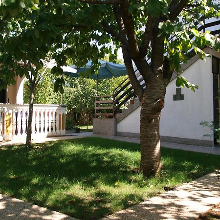 Apartments Nevenka 克尔克 客房 照片