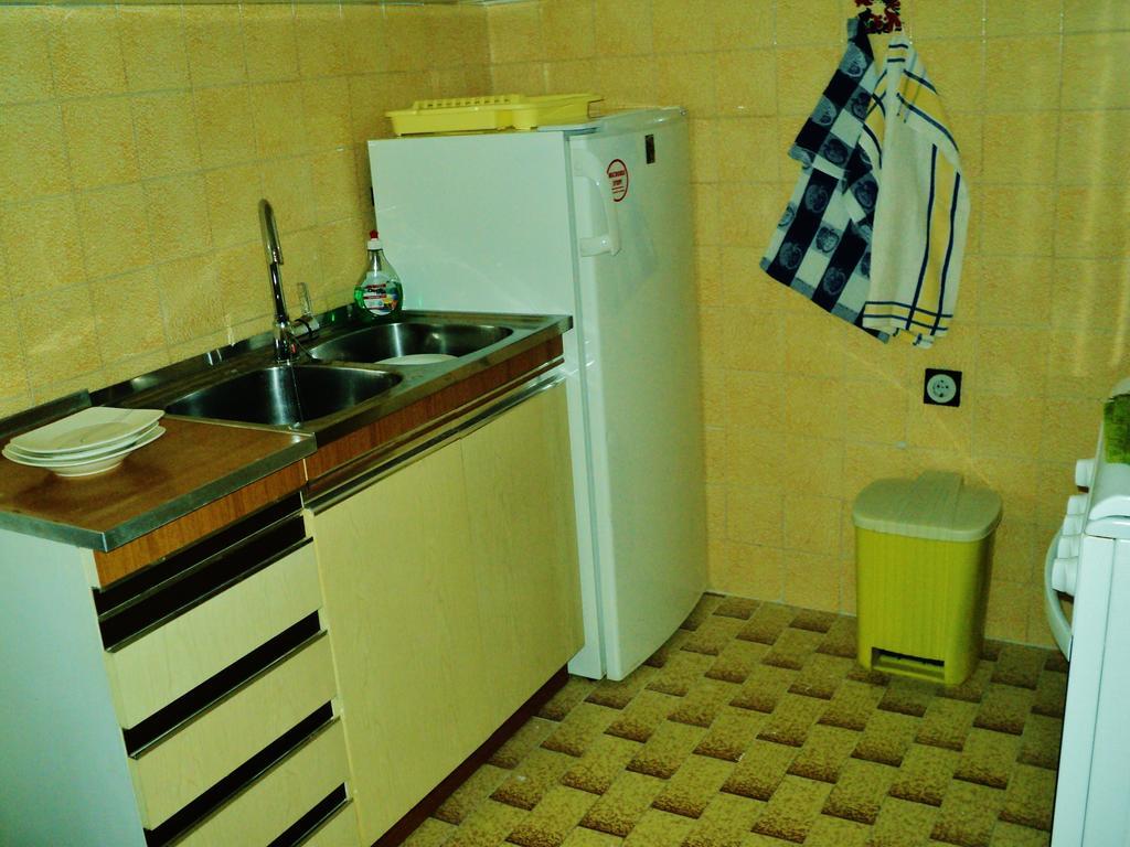 Apartments Nevenka 克尔克 外观 照片